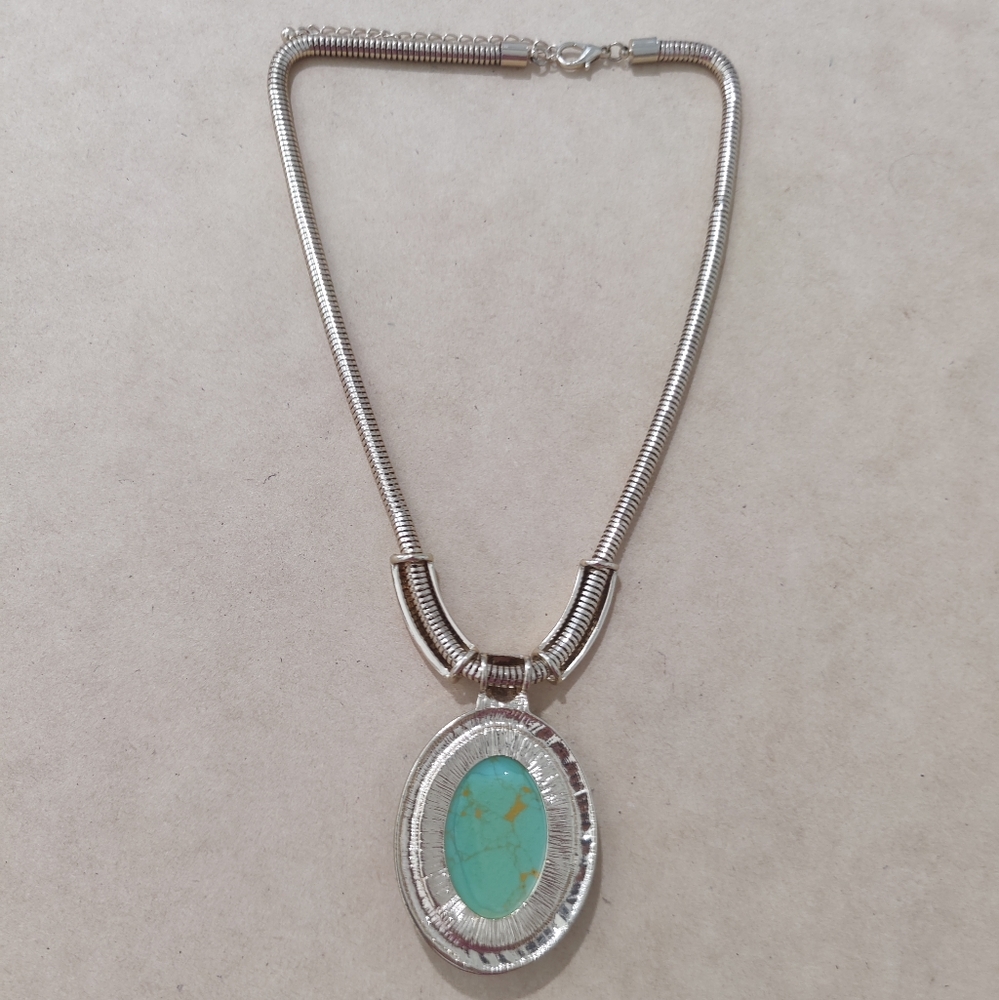 Necklace - Picture 4 of 5